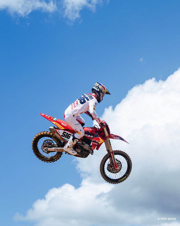 Motocross World Championship: let's draw a line
